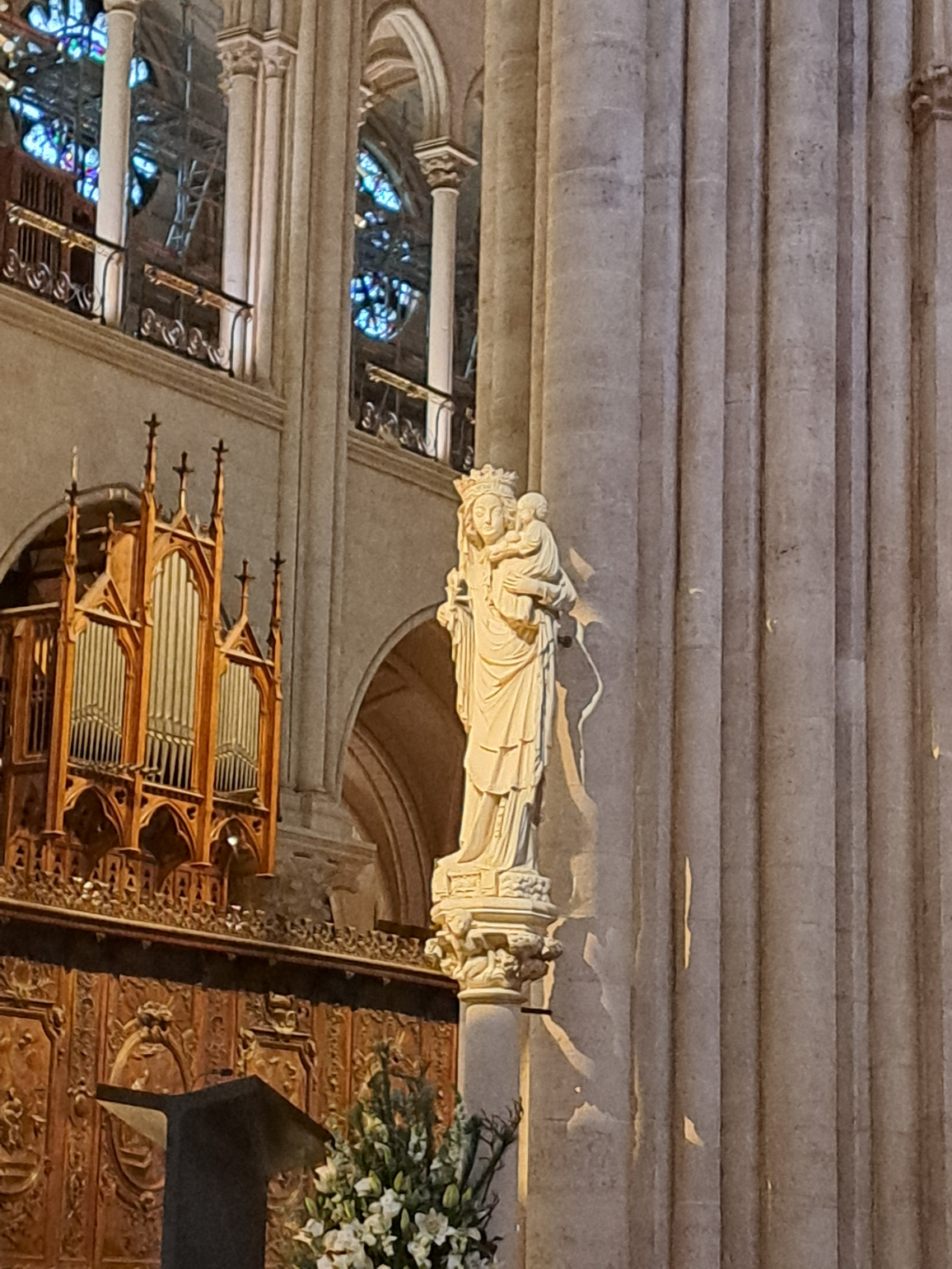 Une image contenant statue, chapelle, Lieux sacr&eacute;s, b&acirc;timent

Le contenu g&eacute;n&eacute;r&eacute; par l&rsquo;IA peut &ecirc;tre incorrect.